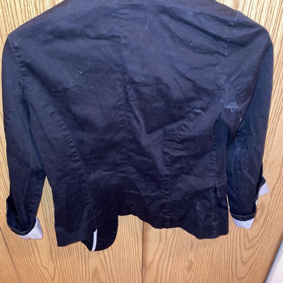 Black blazer! - Picture 2 of 2